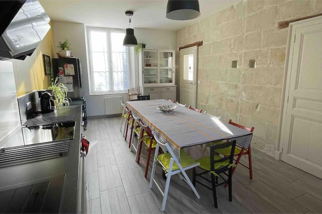 La Maison De Paulette Meuble De Tourisme 4 Etoiles Neuvy-le-Roi Dış mekan fotoğraf